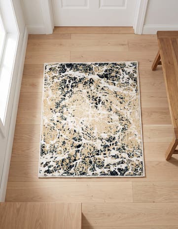 2' 3 x 2' 7 Nain Rug