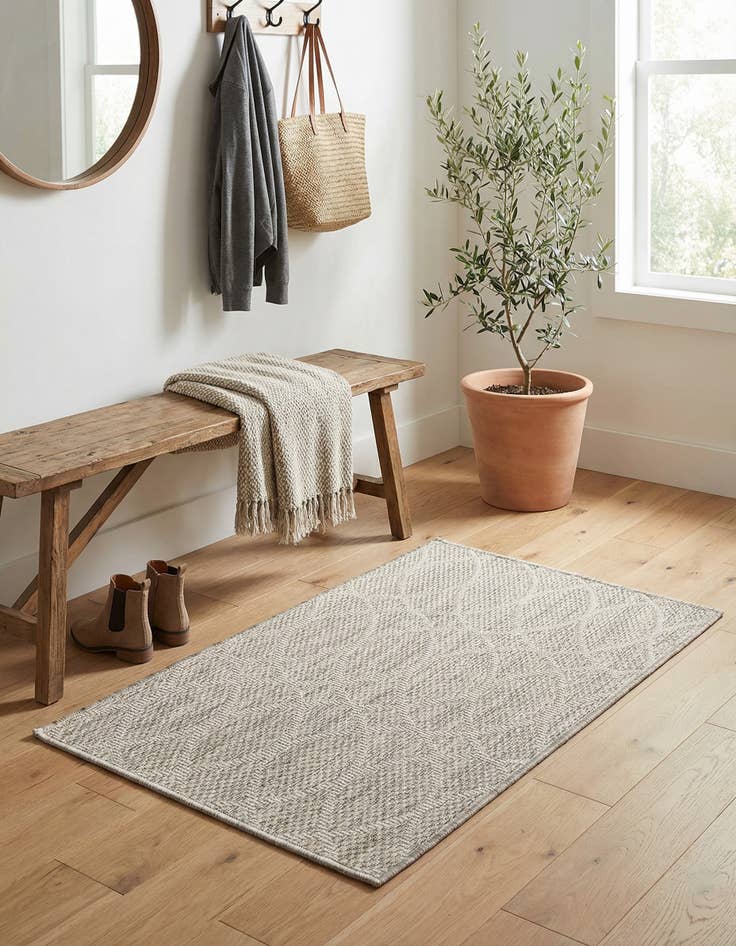 Detail image of  2' x 3'  Washable Lattice Indoor / Outdoor Rug