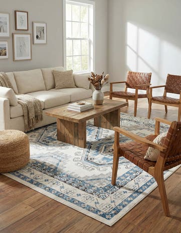 7' 10 x 7' 10 Charlotte Square Rug