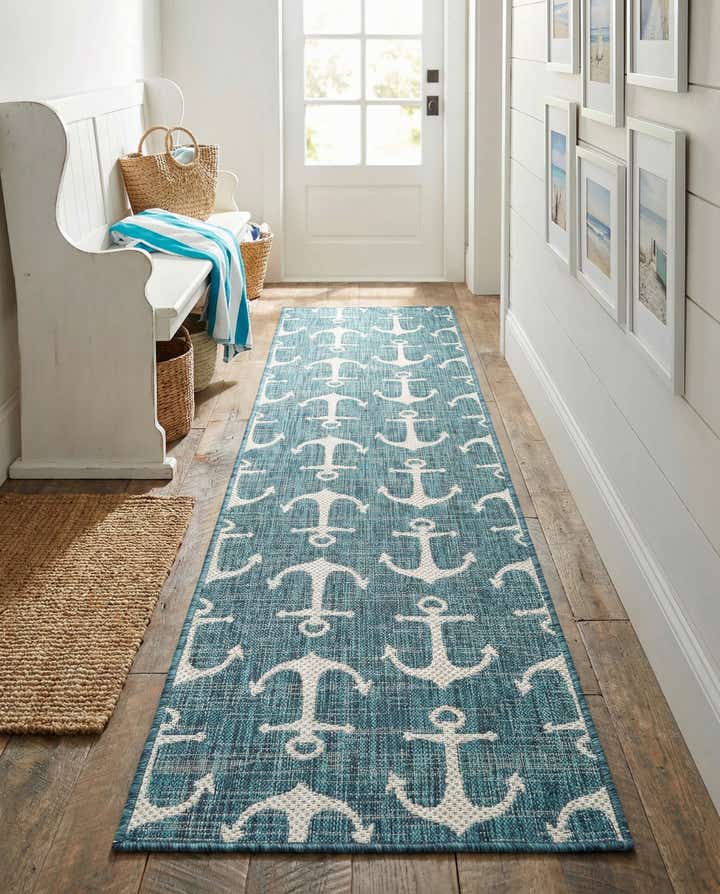 2' x 8' Easy-Clean Coastal Indoor / Outdoor Runner Rug