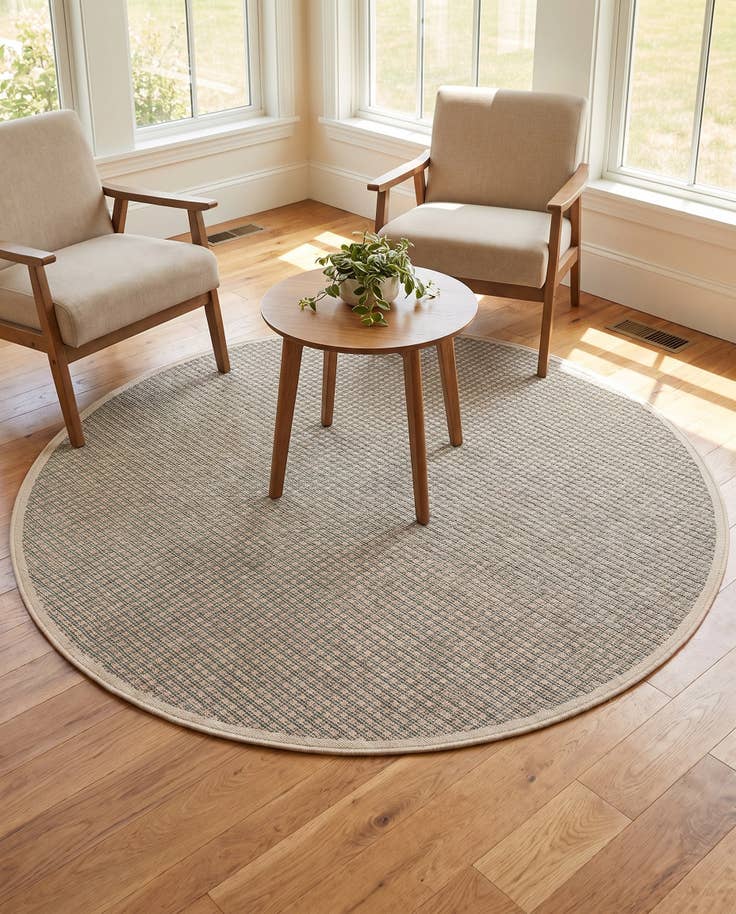 Detail image of 6' x 6' Easy-Clean Border Indoor / Outdoor Round Rug