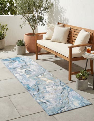 2' 7 x 10' Easy-Clean Modern Indoor / Outdoor Runner Rug