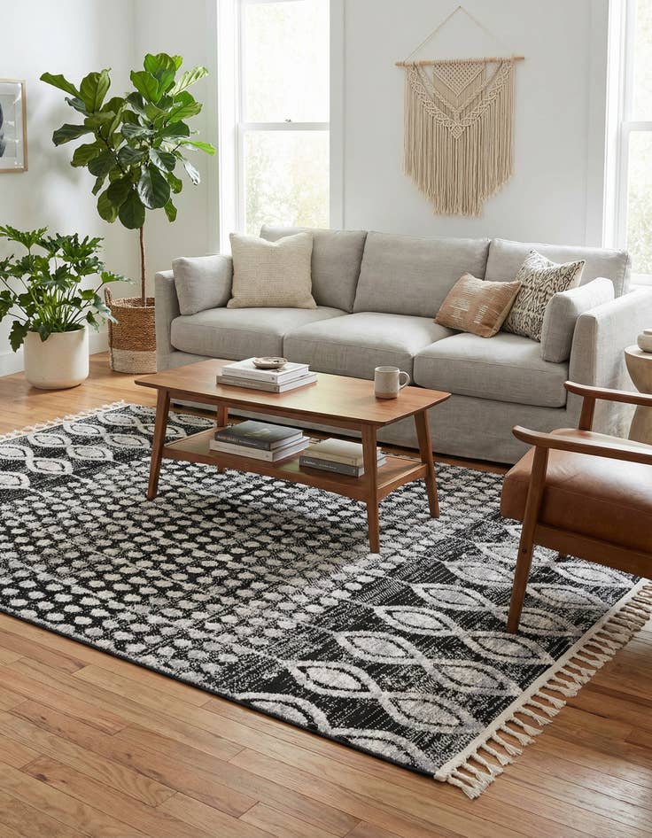 Detail image of 6' x 9' Cherokee Rug