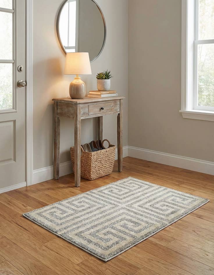 Detail image of 2' x 3' Greek Key Rug