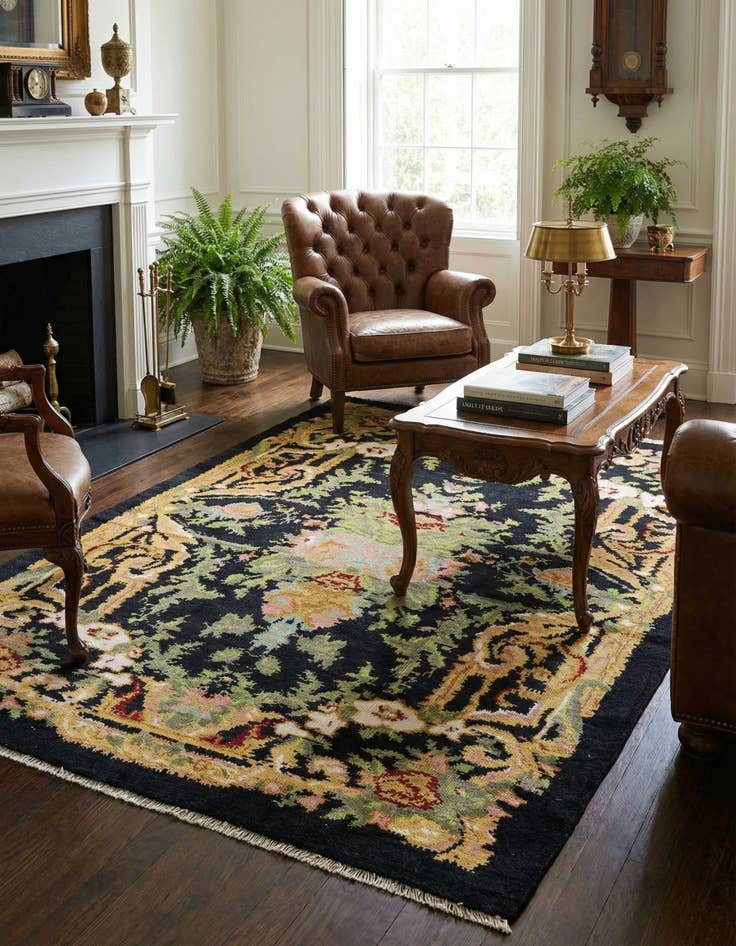 Detail image of 5' 6 x 8'  Hand Knotted Darya Rug