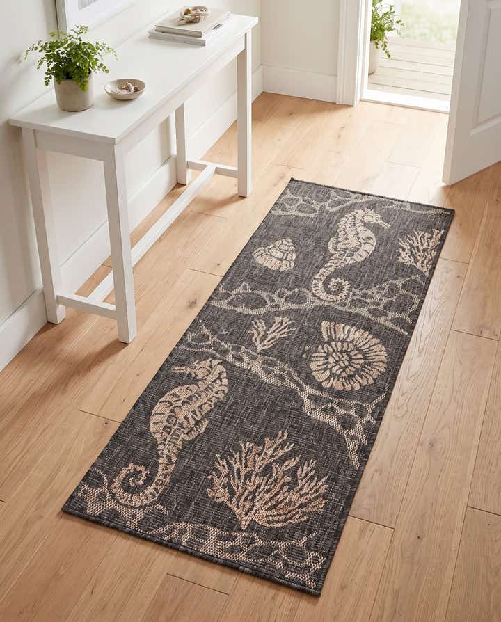 2' x 5' 3 Easy-Clean Coastal Indoor / Outdoor Runner Rug