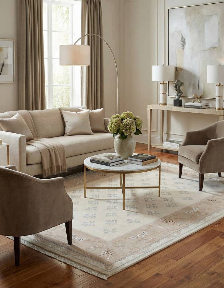 Detail image of 8' 2 x 11' 3  Hand Knotted Darya Rug