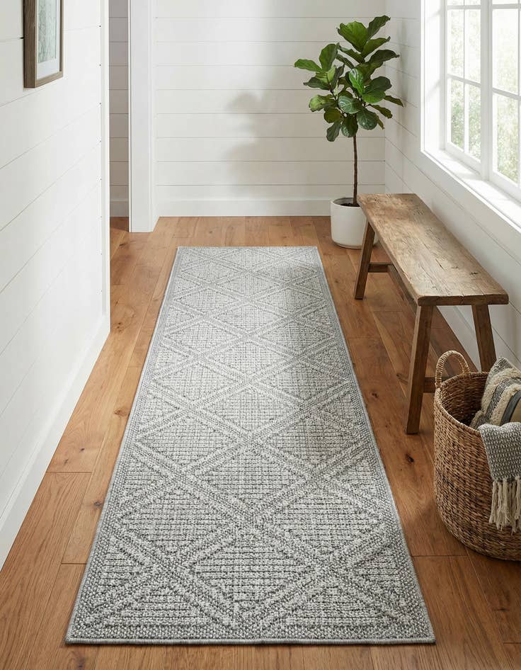 Detail image of 2' x 8' Easy-Clean Trellis Indoor / Outdoor Runner Rug