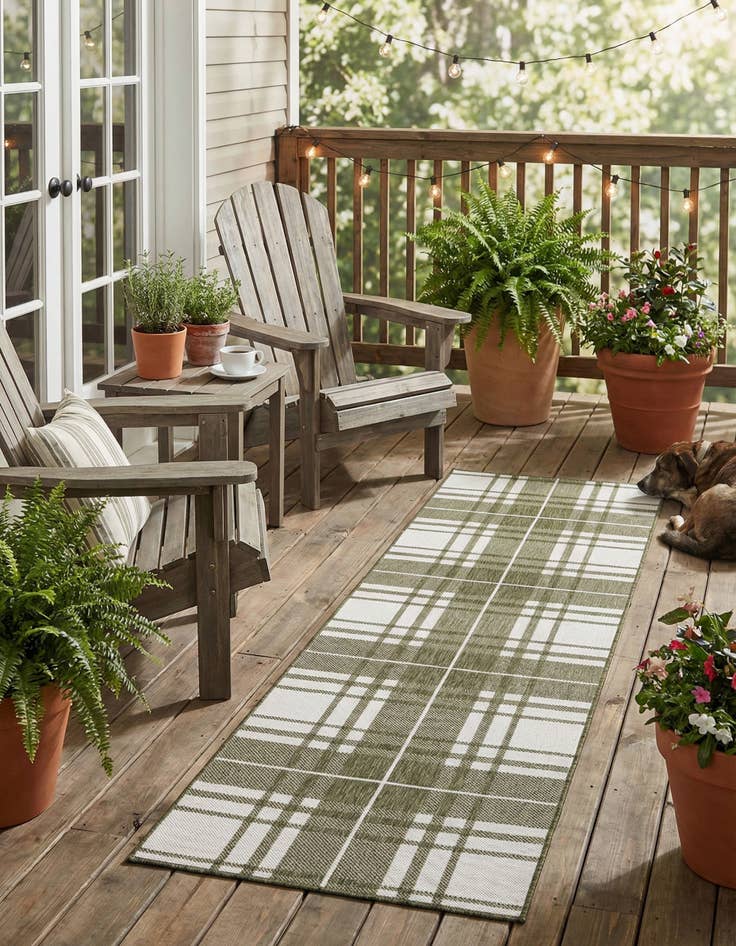 Detail image of 2' 7 x 12'  Washable Checkered Indoor / Outdoor Runner Rug