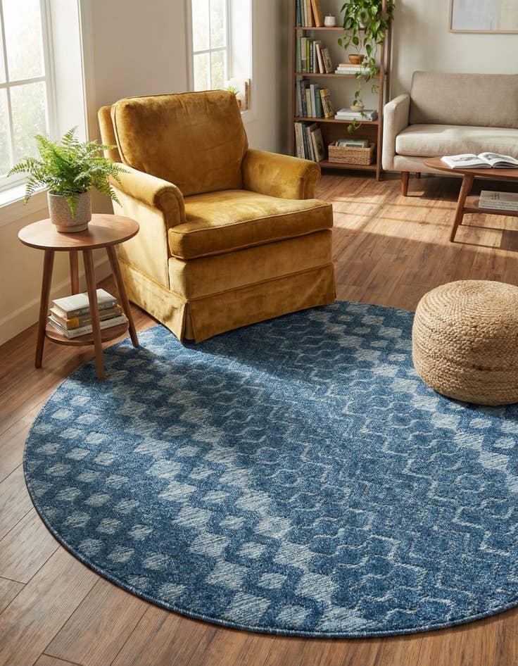 Detail image of 5' 3 x 5' 3  Washable Trellis Textured Indoor / Outdoor Round Rug