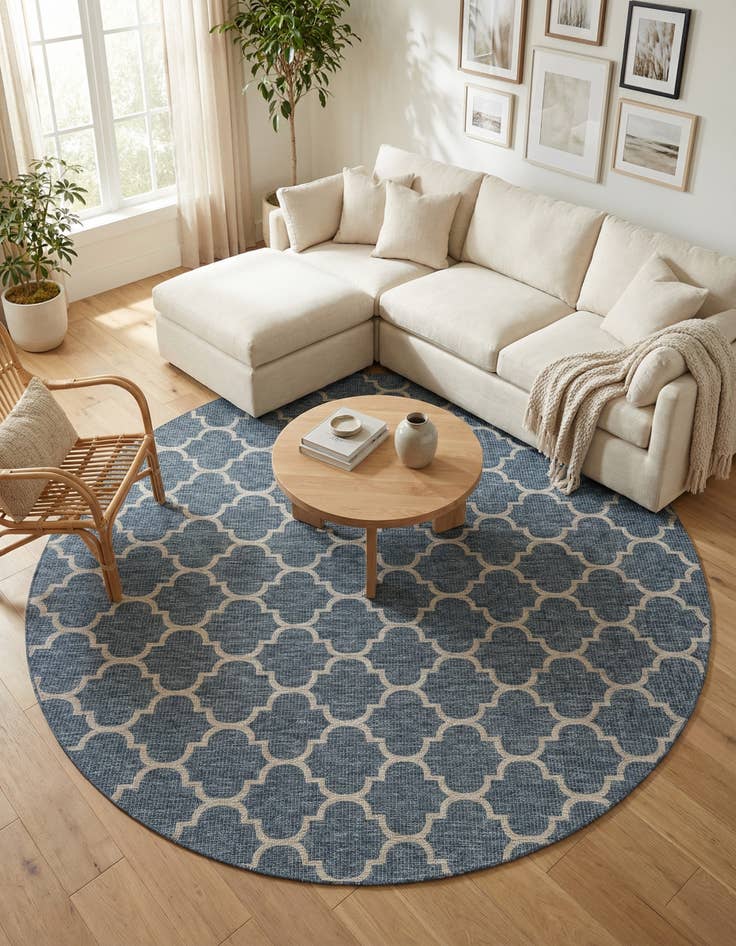 Detail image of 12' x 12' Easy-Clean Trellis Indoor / Outdoor Round Rug