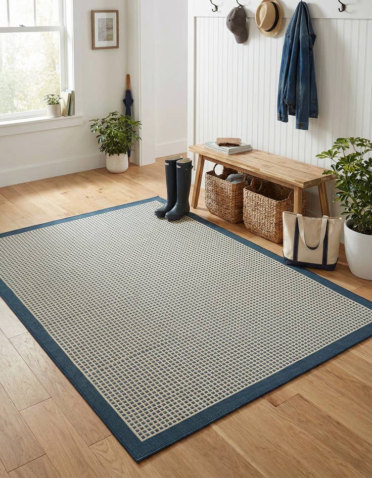 Detail image of 5' x 7'  Washable Border Indoor / Outdoor Rug