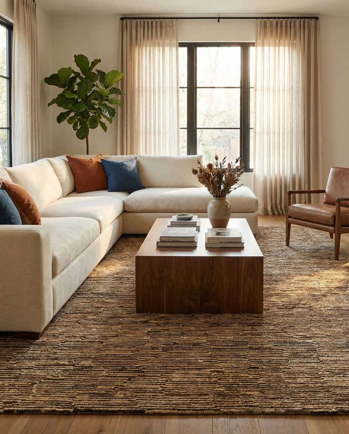 6' 5 x 9' Hand Knotted Darya Wool Rug