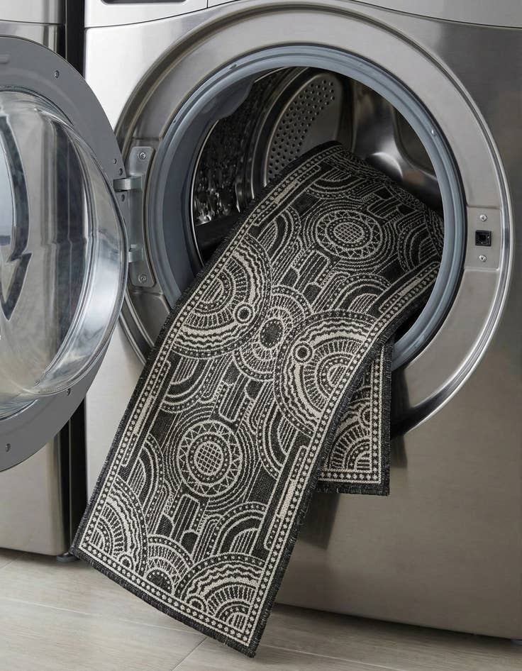 Detail image of  2' x 8'  Washable Traditional Indoor / Outdoor Runner Rug