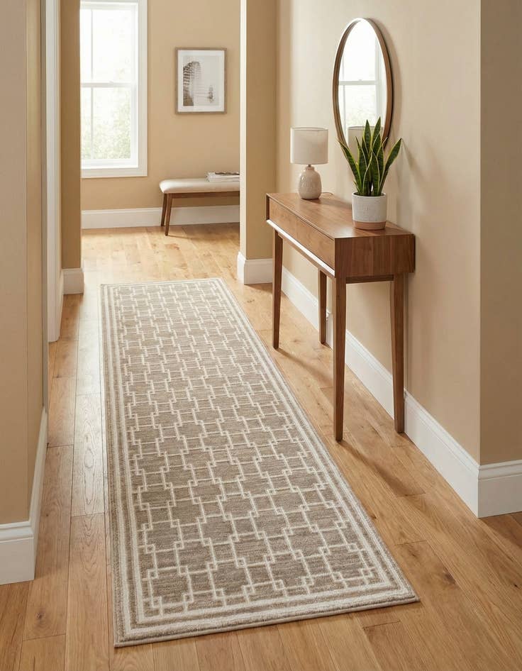 Detail image of Jill Zarin 2' x 8' Metropolitan Uptown Runner Rug