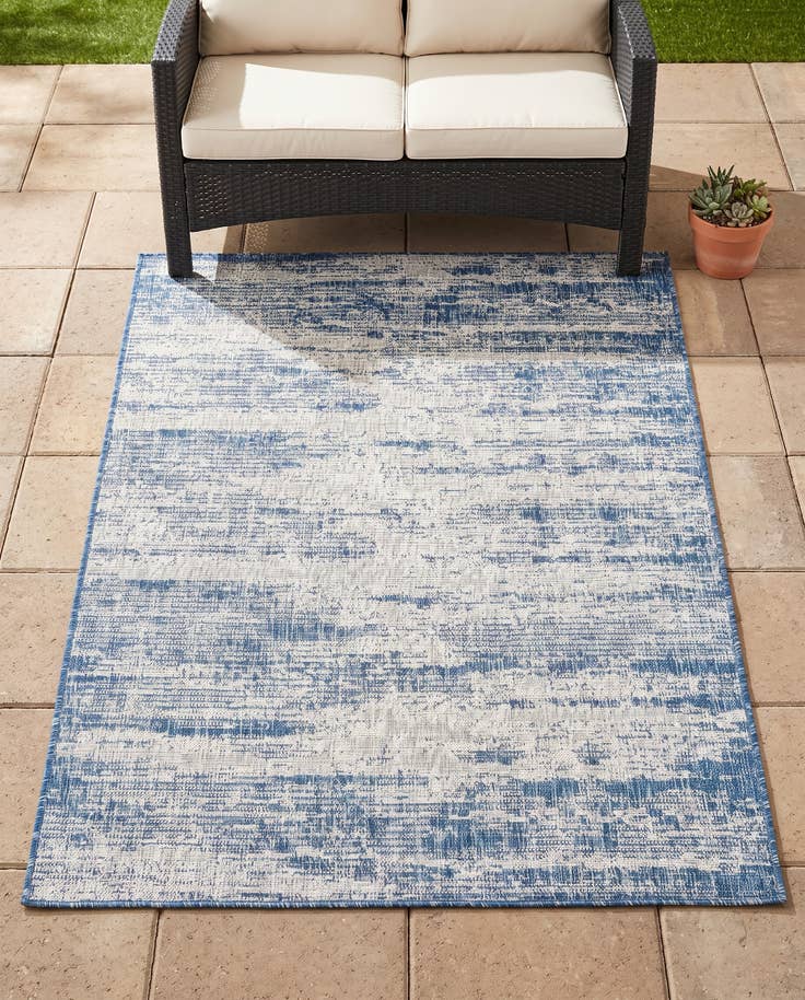 Detail image of 4' x 6' Easy-Clean Modern Indoor / Outdoor Rug