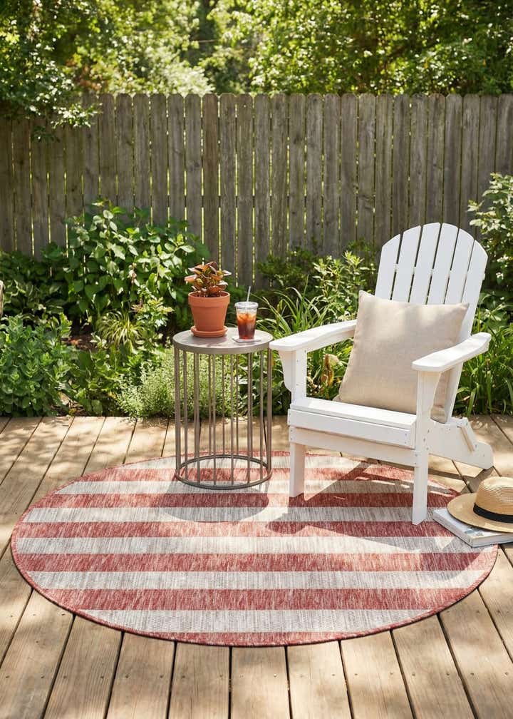 4' x 4' Easy-Clean Ribbon Indoor / Outdoor Round Rug