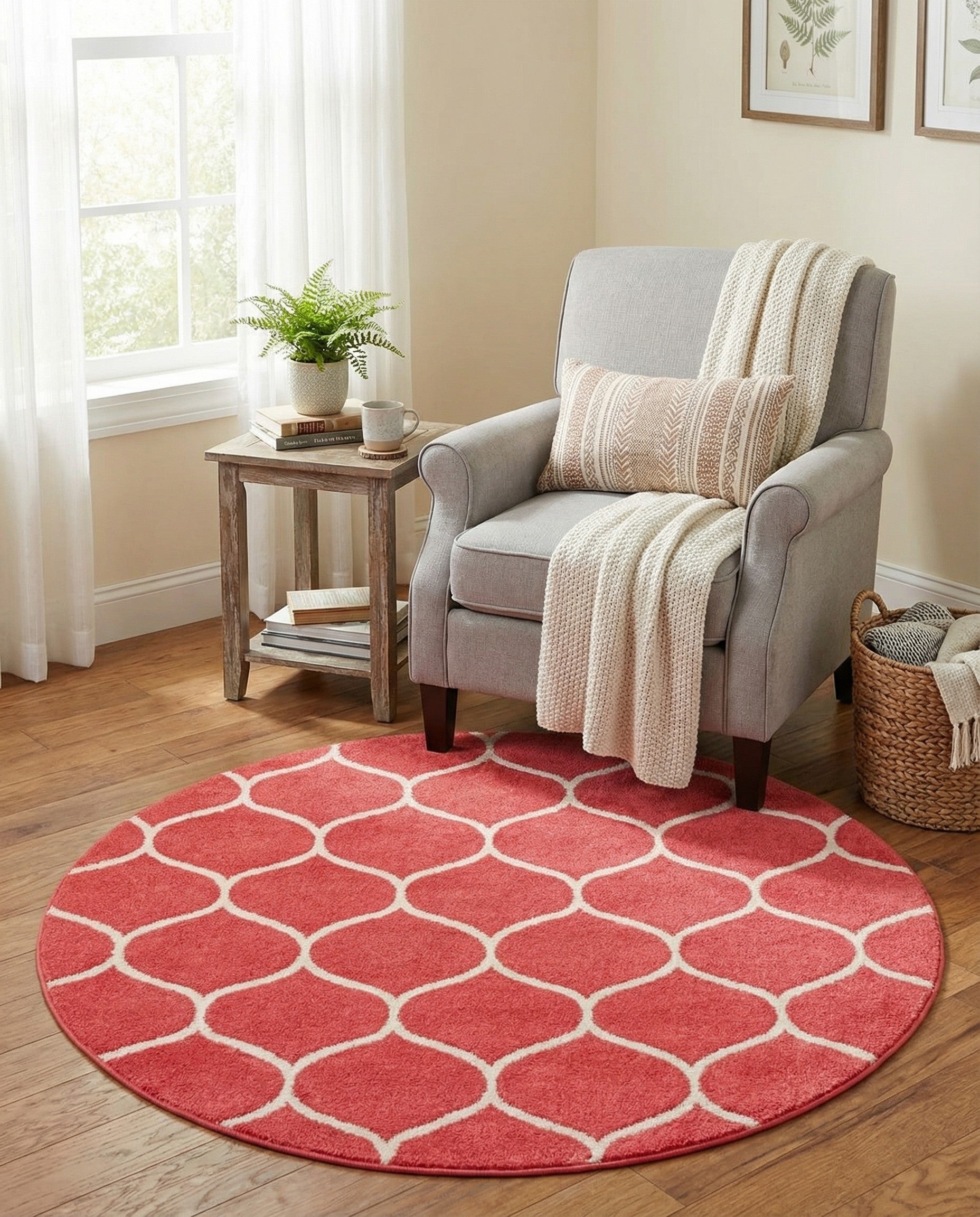  5' x 5' Lattice Frieze Round Rug