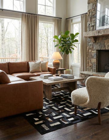 5' 2 x 8' Cowhide - Patchwork Rug