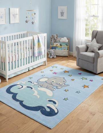 5' 3 x 7' 7 Easy-Clean Indoor / Outdoor Rug
