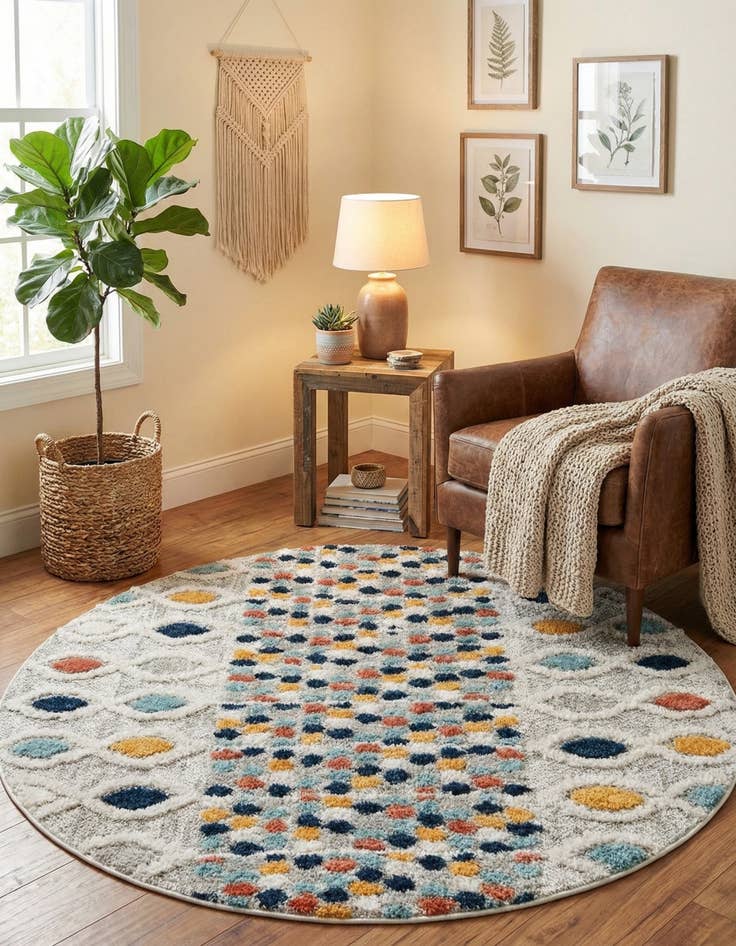 Detail image of  4' x 4' Cherokee Round Rug