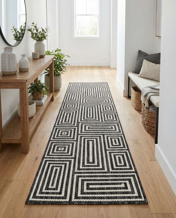 2' x 8' Easy-Clean Modern Indoor / Outdoor Runner Rug