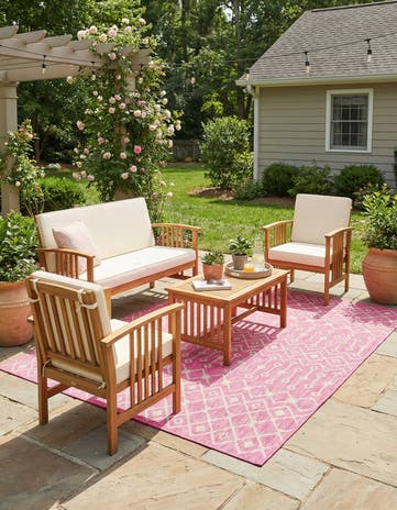 6' x 9' Easy-Clean Lattice Indoor / Outdoor Rug