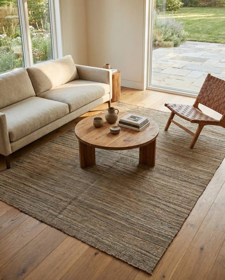 Detail image of 4' 11 x 6' 5 Hand Woven Kilim Modern Wool Rug