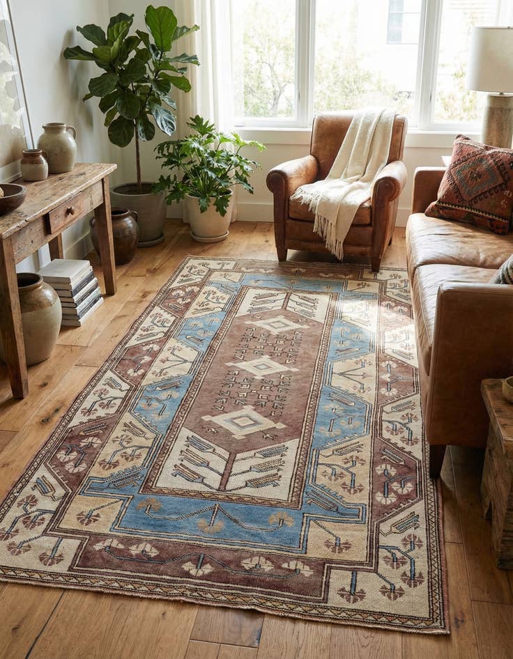 Detail image of 3' 11 x 7' 4  Hand Knotted Kars Wool Rug