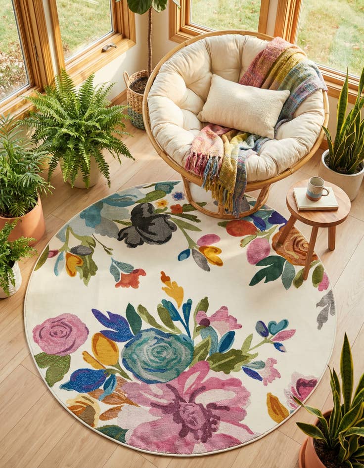 Detail image of  5' 3 x 5' 3 Blossom Round Rug