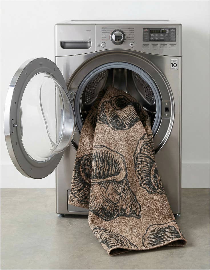 Detail image of 5' 3 x 7'  Washable Coastal Indoor / Outdoor Rug