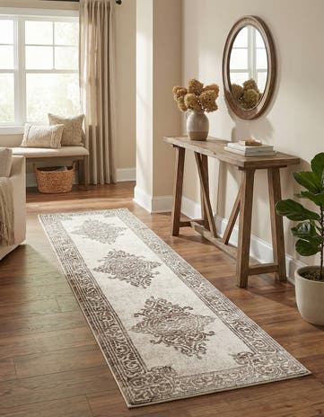 2' x 8' Hermitage Runner Rug