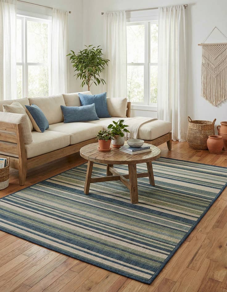 Detail image of 5' 3 x 7' 7  Washable Baja Indoor / Outdoor Rug