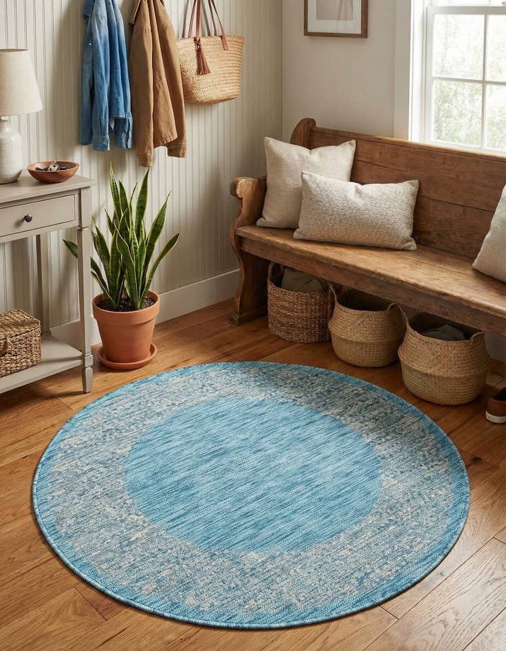 Detail image of 4' x 4' Easy-Clean Border Indoor / Outdoor Round Rug