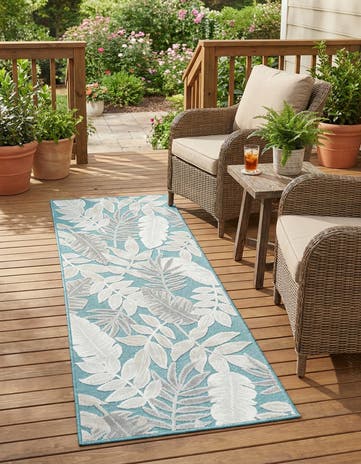 2' 2 x 6' Easy-Clean Botanical Indoor / Outdoor Runner Rug