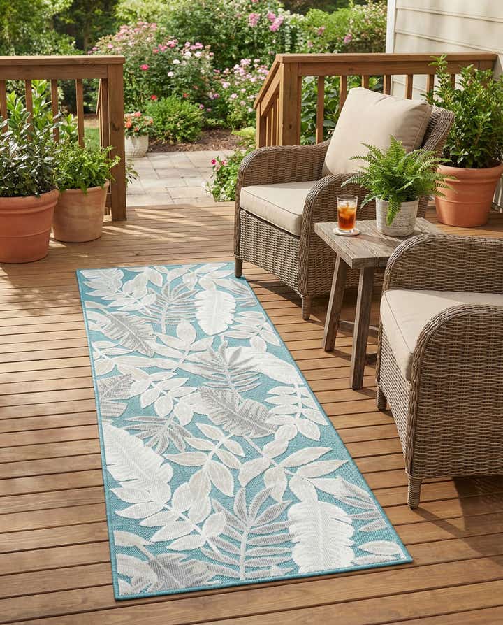 2' 2 x 6' Easy-Clean Botanical Indoor / Outdoor Runner Rug