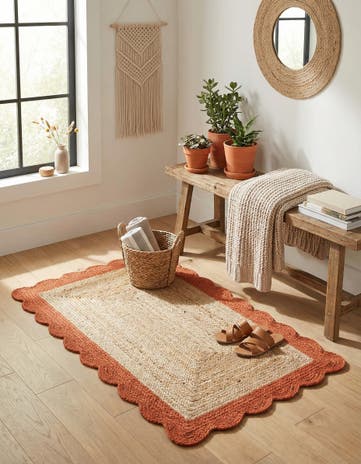 Natural and Terracotta Handmade Scallop Braided Jute Rug