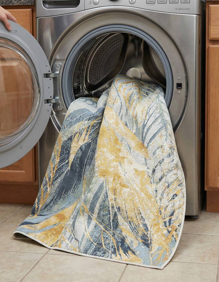 Detail image of  6' x 9'  Washable Botanical Indoor / Outdoor Rug