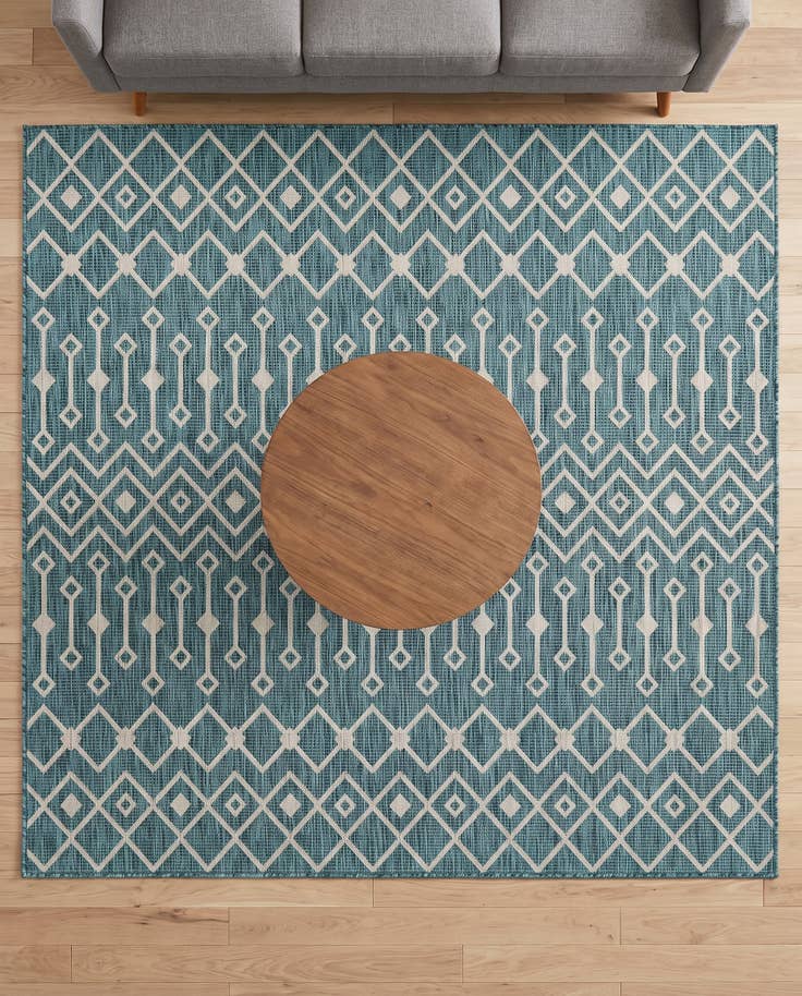 Detail image of 7' 10 x 7' 10 Easy-Clean Lattice Indoor / Outdoor Square Rug