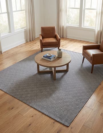 7' 10 x 7' 10 Hand Woven Geo Trellis Flatweave Square Rug