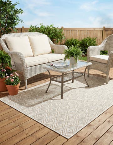 4' x 6' Easy-Clean Lattice Indoor / Outdoor Rug