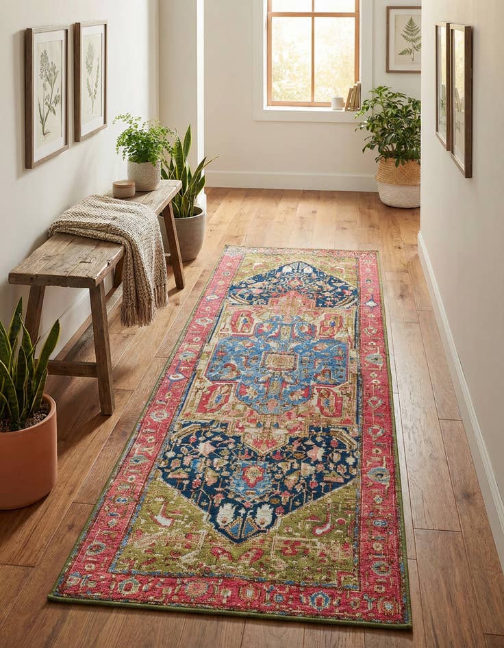 Detail image of 2' 7 x 7'  Washable Traditional Indoor / Outdoor Runner Rug