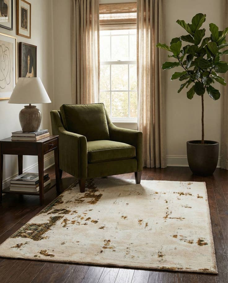 Detail image of 3' 2 x 4' Hand Knotted Ultra Vintage Persian Wool Rug