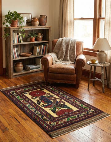 2' 10 x 4' 9 Hand Knotted Sumak Wool Rug