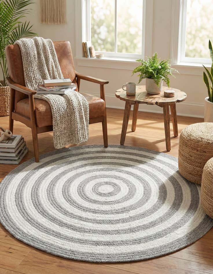 Detail image of 3' 3 x 3' 3  Hand Woven Eco Verse   Washable Indoor / Outdoor Round Rug