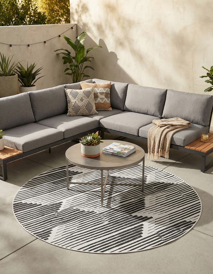7' 10 x 7' 10 Easy-Clean Modern Indoor / Outdoor...