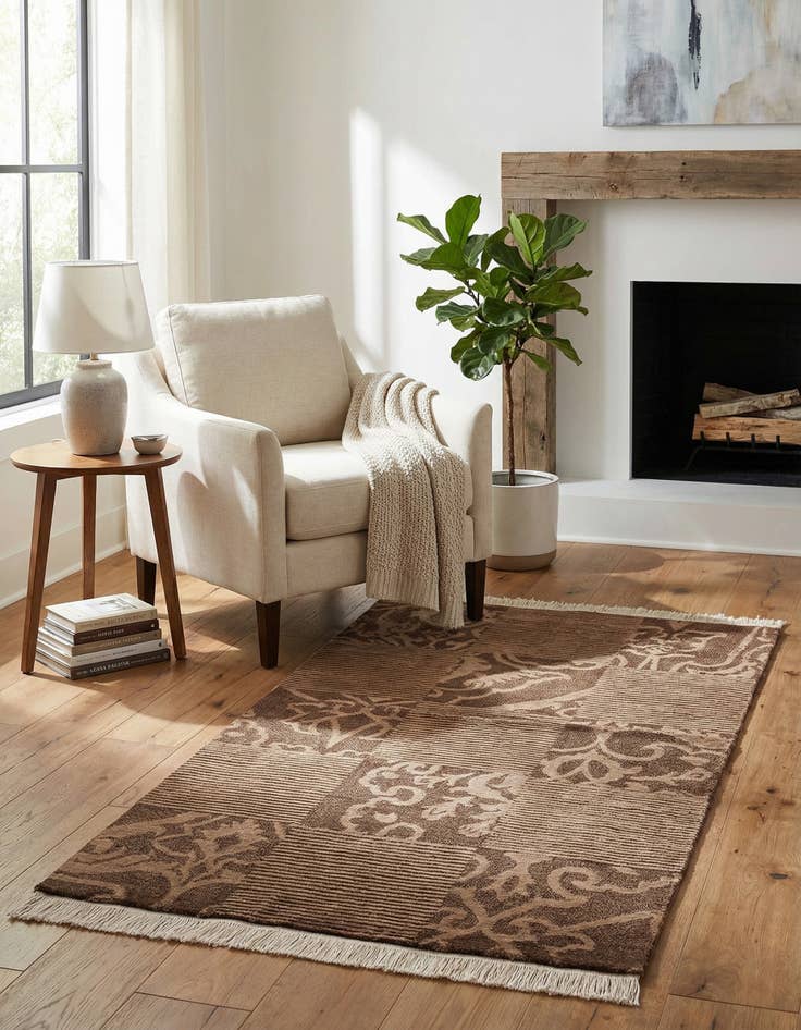 Detail image of  2' 7 x 5'  Hand Knotted Darya Wool Rug