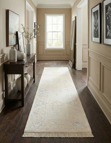 2' 8 x 9' 8 Hand Knotted Darya Wool Runner Rug