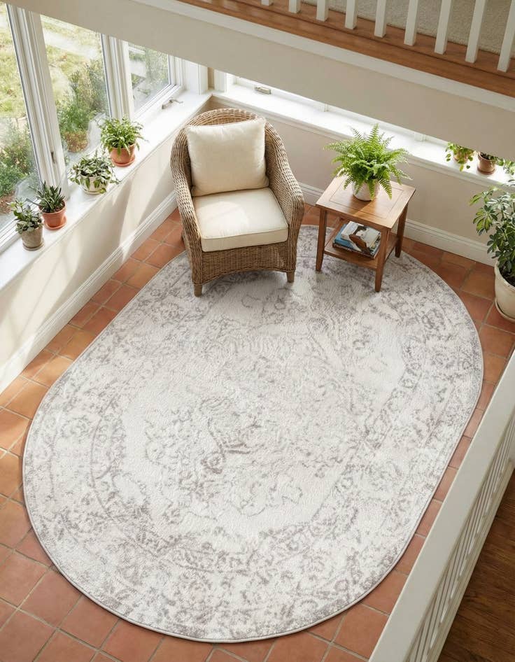 Detail image of  4' x 6' Oxford Oval Rug