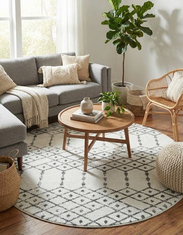 7' 10 x 7' 10 Paxon Trellis Round Rug